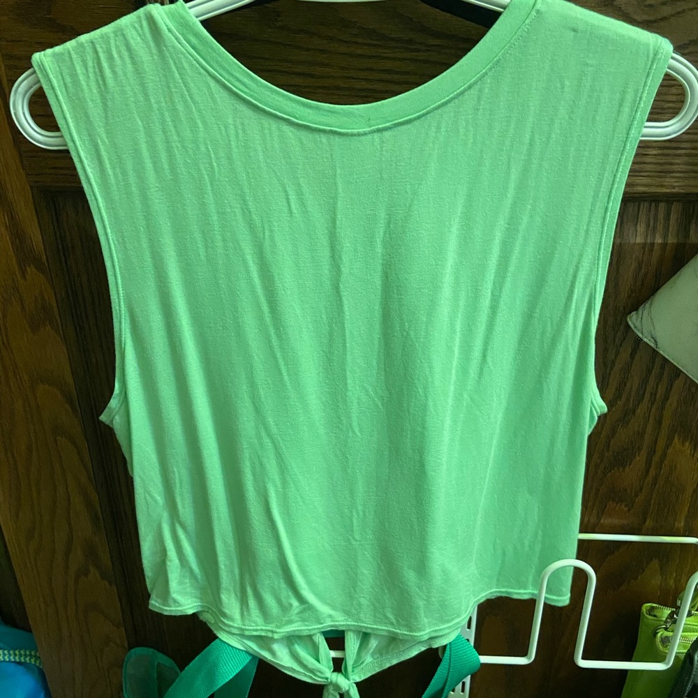 Tank top - Picture 2 of 3